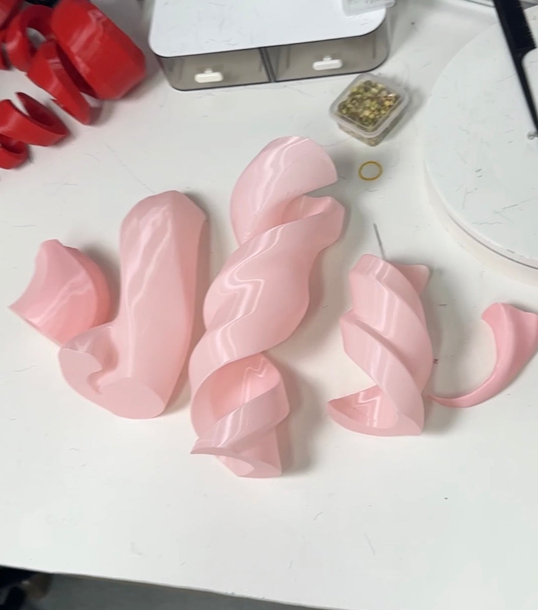 Perona 3D Printed Twin Tail Base | 72–80cm Modular Wig Structure | Easy Assembly Cosplay Prop