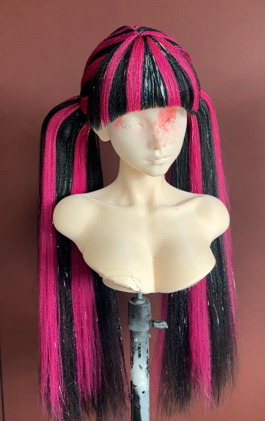 Draculaura Custom Wig – Premium Precision Cosplay Styling Commission