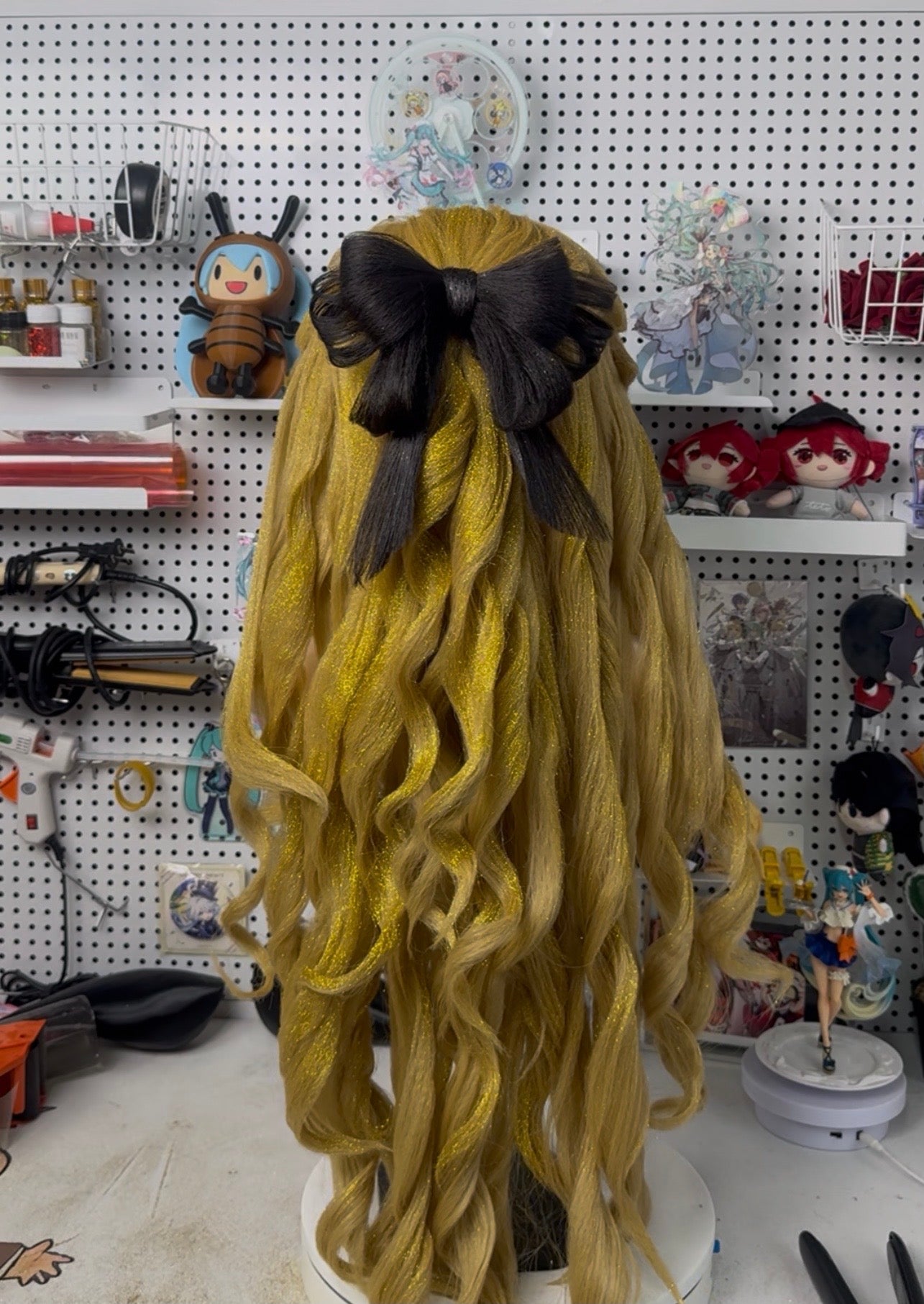 Navia Inspired Genshin Impact Deluxe Custom Wig – Exquisite Handcrafted Cosplay Hairstyle
