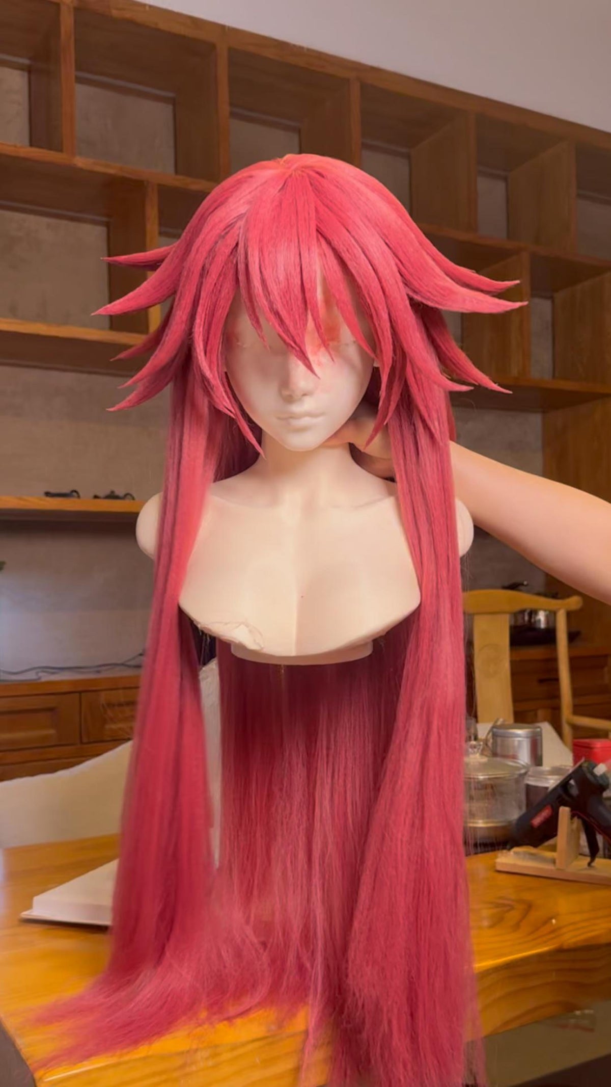 Summer Poison Custom Wig – Premium Precision Cosplay Styling Commission